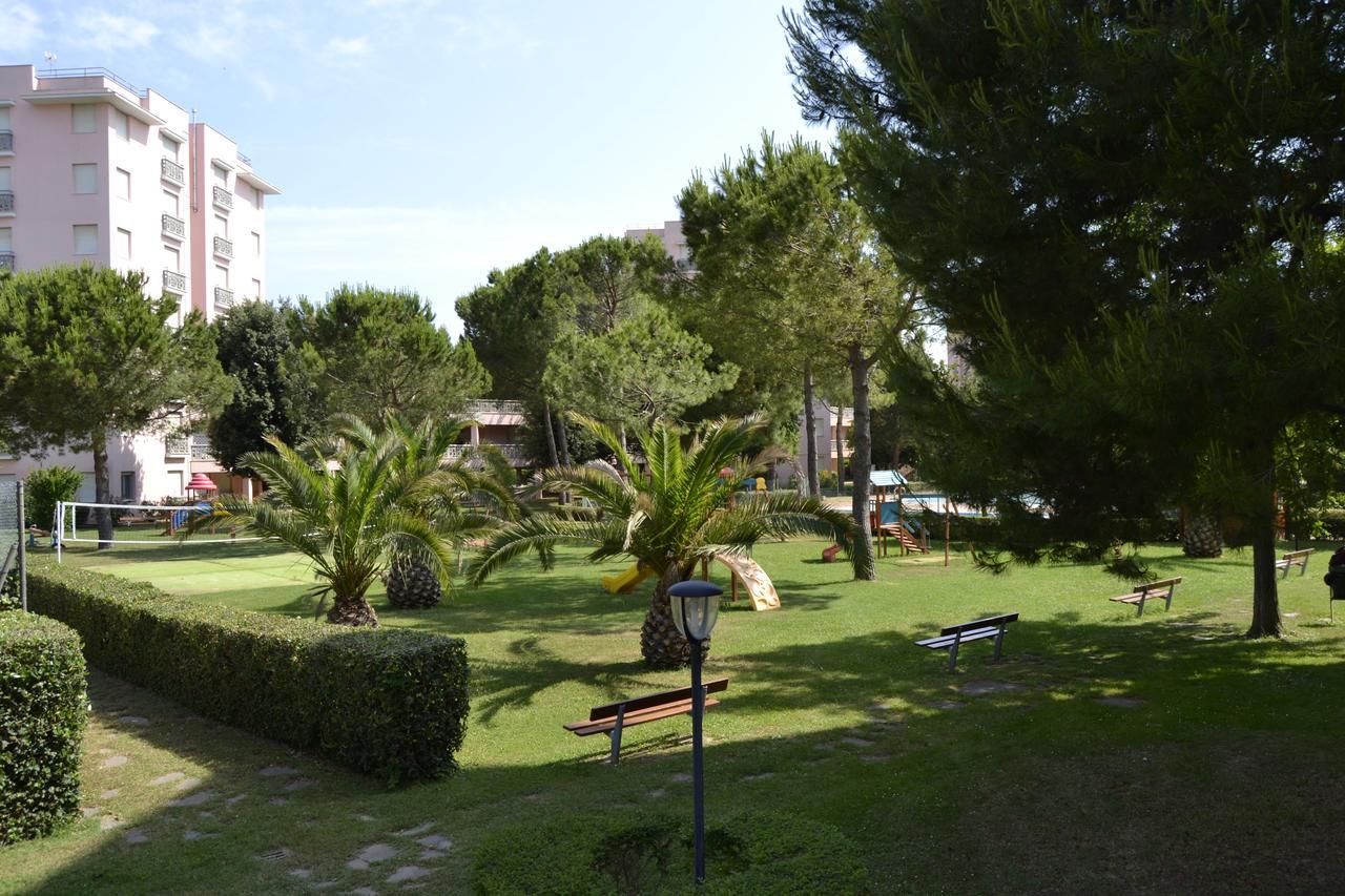 Residence Conero P. T. Blocco E 马瑟利 外观 照片